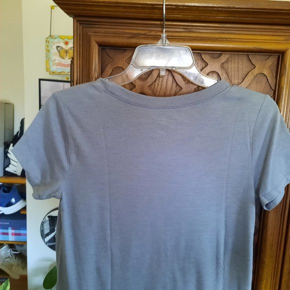 3/$15 Arizona Jeans Co. Silver Lake LA Graphic Boho Tee - Gray, Size S - Picture 9 of 16